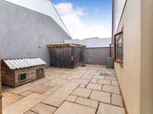 Photo 16- click for photo gallery